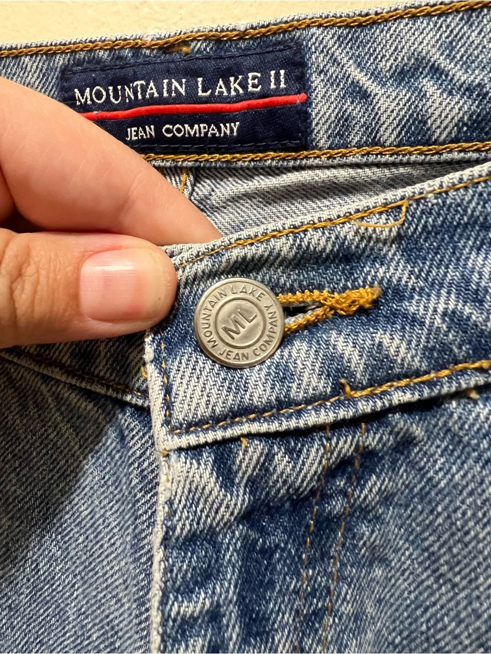 ✨ Vintage Mountain Lake II Barrel Jeans – Women’s Size 18W ✨